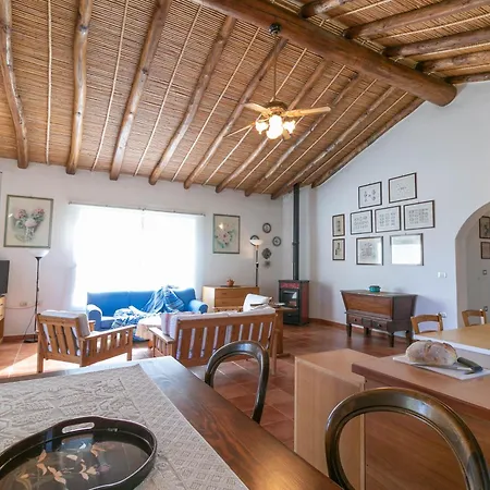 Clara Villa Tertenìa